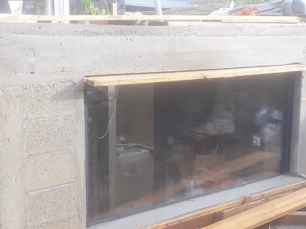 cave semi entérrée